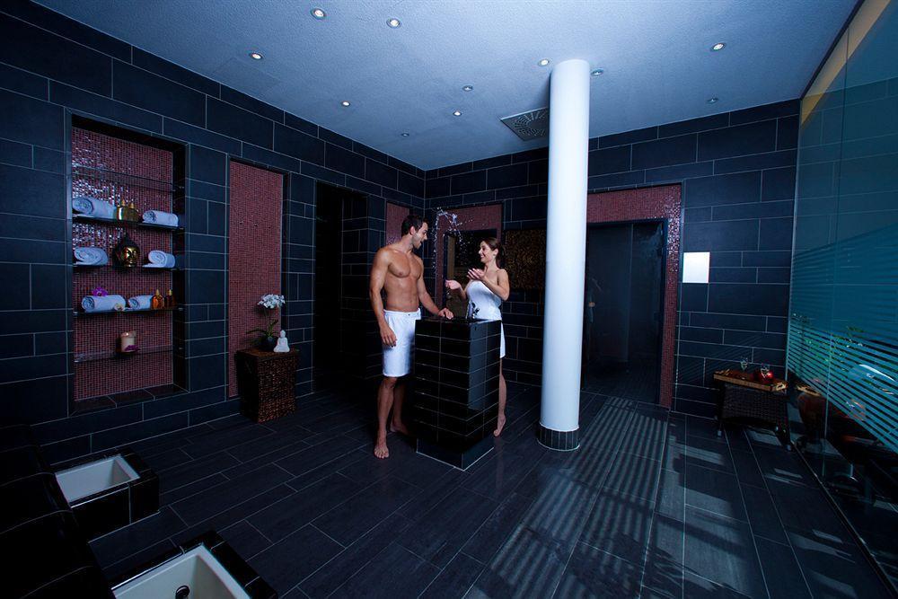 באד ארלאך Linsberg Asia Hotel, Spa & Therme - Adults Only מראה חיצוני תמונה