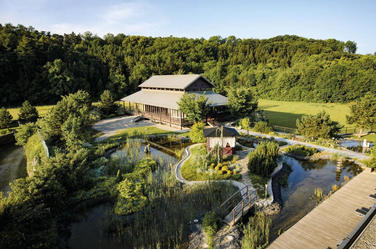 באד ארלאך Linsberg Asia Hotel, Spa & Therme - Adults Only מראה חיצוני תמונה